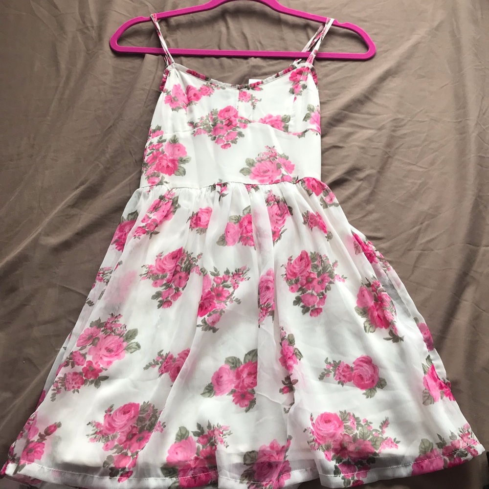 Floral kids dress!